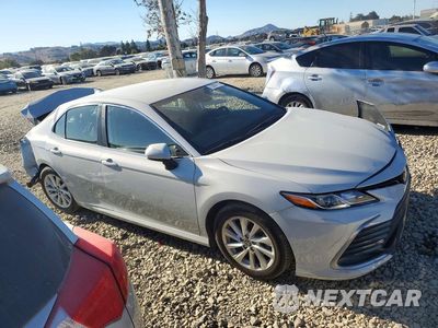 Czwarte zdjęcie samochodu z boku: 2023 TOYOTA CAMRY LE VIN:4T1C11AK6PU144392 - miniatura