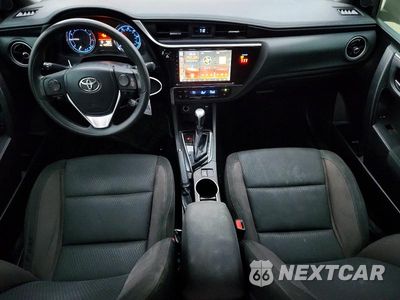 Zdjęcie 8 z 13 samochodu: 2018 TOYOTA COROLLA LE VIN:5YFBURHE3JP758987 - miniatura