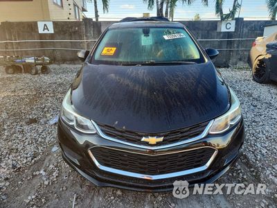 Piąte zdjęcie samochodu w środku: 2018 CHEVROLET CRUZE LS VIN:1G1BC5SM7J7201022 - miniatura