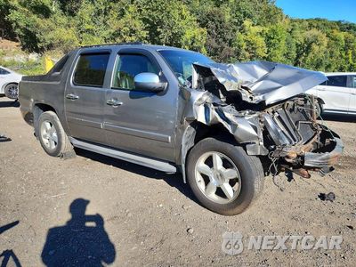 Czwarte zdjęcie samochodu z boku: 2008 CHEVROLET AVALANCHE K1500 VIN:3GNFK12378G292228 - miniatura