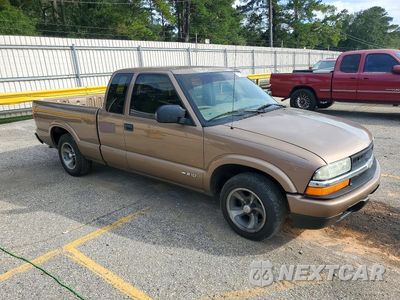 Czwarte zdjęcie samochodu z boku: 2003 CHEVROLET S TRUCK S10 VIN:1GCCS19X838124942 - miniatura