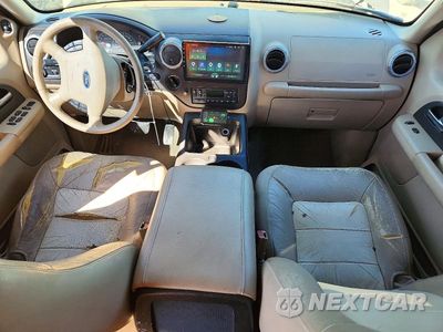 Zdjęcie 8 z 13 samochodu: 2003 FORD EXPEDITION EDDIE BAUER VIN:1FMFU18L63LC28506 - miniatura