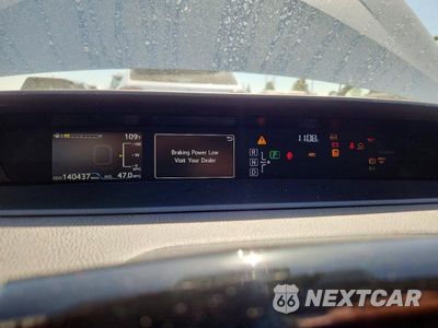 Zdjęcie 9 z 13 samochodu: 2018 TOYOTA PRIUS THREE TOURING VIN:JTDKARFU9J3553654 - miniatura