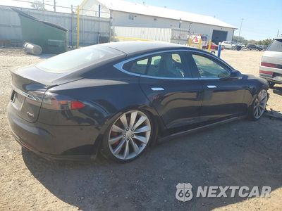 Trzecie zdjęcie samochodu z tyłu: 2014 TESLA MODEL S VIN:5YJSA1H26EFP63263 - miniatura