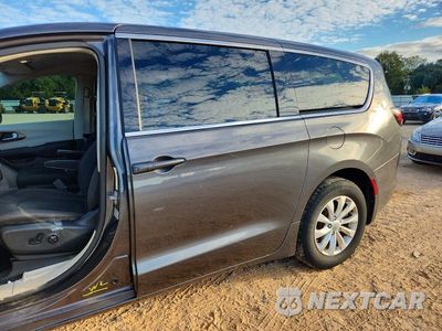 Zdjęcie 13 z 14 samochodu: 2017 CHRYSLER PACIFICA TOURING VIN:2C4RC1DG5HR744948 - miniatura