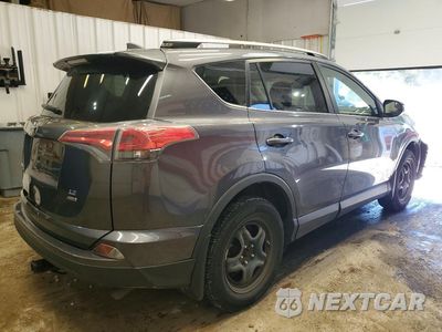 Trzecie zdjęcie samochodu z tyłu: 2017 TOYOTA RAV4 LE VIN:JTMBFREV0HJ133511 - miniatura