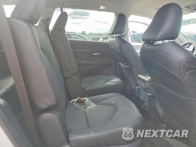 Zdjęcie 11 z 13 samochodu: 2024 TOYOTA GRAND HIGHLANDER XLE VIN:5TDAAAB5XRS067103 - miniatura