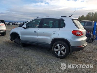 Drugie zdjęcie samochodu z przodu: 2010 VOLKSWAGEN TIGUAN SE VIN:WVGBV7AX8AW526191 - miniatura