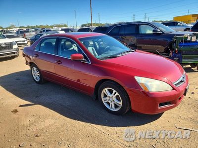 Czwarte zdjęcie samochodu z boku: 2007 HONDA ACCORD EX VIN:1HGCM56867A128339 - miniatura
