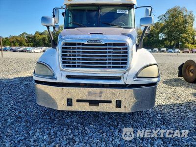 Zdjęcie 13 z 13 samochodu: 2005 FREIGHTLINER CONVENTIONAL COLUMBIA VIN:1FUJA6CK75LU14375 - miniatura