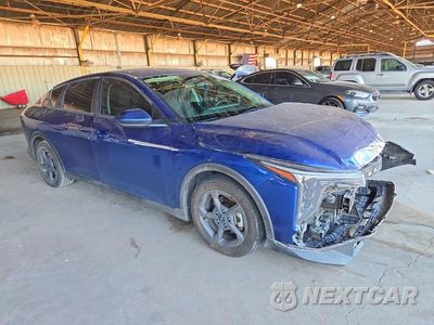 Czwarte zdjęcie samochodu z boku: 2025 KIA K4 LXS VIN:3KPFT4DE0SE130238 - miniatura