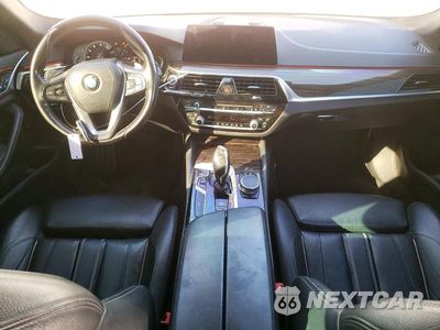Zdjęcie 8 z 13 samochodu: 2018 BMW 540 I VIN:WBAJE5C53JWA93508 - miniatura