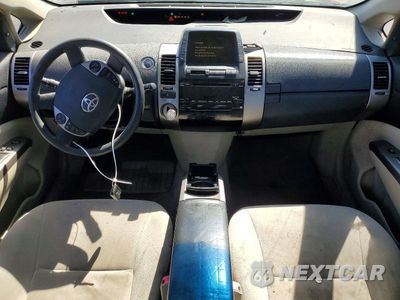 Zdjęcie 8 z 12 samochodu: 2006 TOYOTA PRIUS BASE VIN:JTDKB20UX67069540 - miniatura