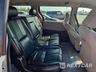 Zdjęcie 11 z 13 samochodu: 2017 TOYOTA SIENNA L 7-PASSENGER VIN:5TDZZ3DC9HS819682 - miniatura