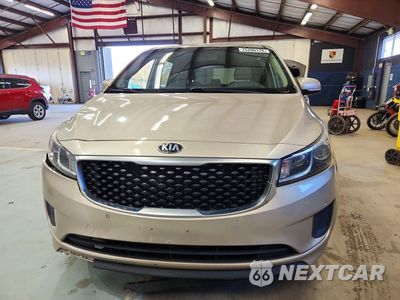 Piąte zdjęcie samochodu w środku: 2017 KIA SEDONA LX VIN:KNDMB5C16H6236917 - miniatura