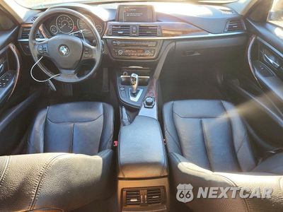 Zdjęcie 8 z 12 samochodu: 2013 BMW 328 I SULEV VIN:WBA3C1G52DNR44688 - miniatura