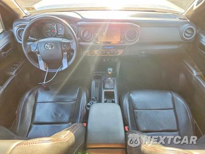Zdjęcie 8 z 13 samochodu: 2022 TOYOTA TACOMA TRD OFF-ROAD VIN:3TMDZ5BN6NM136392 - miniatura