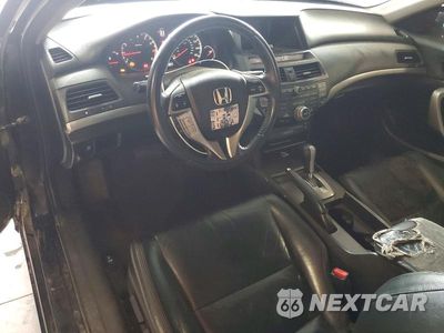 Zdjęcie 8 z 12 samochodu: 2009 HONDA ACCORD EXL VIN:1HGCS228X9A005205 - miniatura