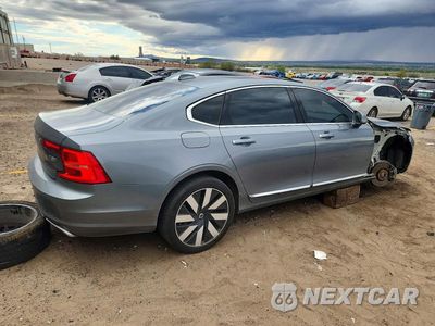 Trzecie zdjęcie samochodu z tyłu: 2018 VOLVO S90 T8 INSCRIPTION VIN:LVYBC0AL1JP026617 - miniatura