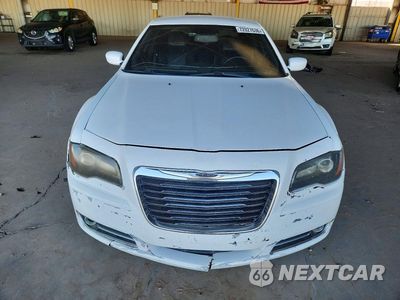 Piąte zdjęcie samochodu w środku: 2013 CHRYSLER 300 S VIN:2C3CCABG5DH532919 - miniatura