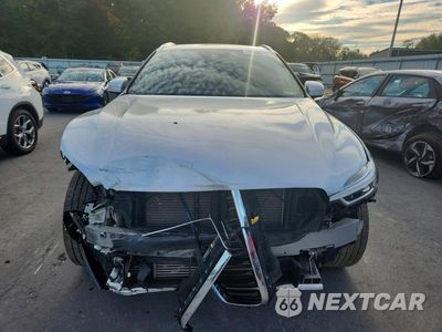 Piąte zdjęcie samochodu w środku: 2019 VOLVO XC60 T6 VIN:YV4A22RK4K1347632 - miniatura