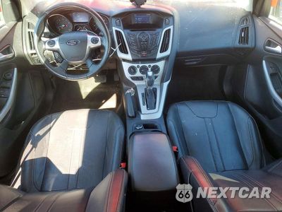 Zdjęcie 8 z 12 samochodu: 2014 FORD FOCUS SE VIN:1FADP3F20EL307011 - miniatura