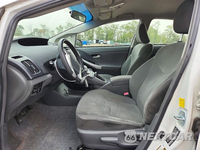 Zdjęcie 7 z 12 samochodu: 2010 TOYOTA PRIUS III VIN:JTDKN3DU6A0181857 - miniatura