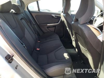 Zdjęcie 10 z 12 samochodu: 2013 VOLVO S60 T5 VIN:YV1612FS3D2225710 - miniatura