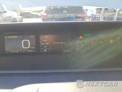 Zdjęcie 9 z 12 samochodu: 2018 TOYOTA PRIUS FOUR VIN:JTDKARFU4J3548698 - miniatura