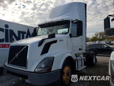 2016 VOLVO VNL SEMI TRUCK 4V4N39TG0GN965498 - główne zdjęcie licytacji z USA - miniatura