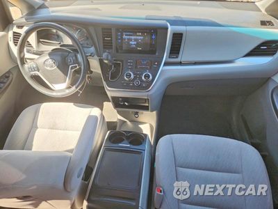 Zdjęcie 8 z 14 samochodu: 2016 TOYOTA SIENNA LE VIN:5TDKK3DC6GS724503 - miniatura
