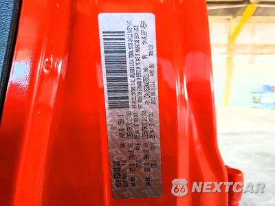 Zdjęcie 12 z 12 samochodu: 2019 JEEP WRANGLER VIN:1C4HJXEG6KW575511 - miniatura
