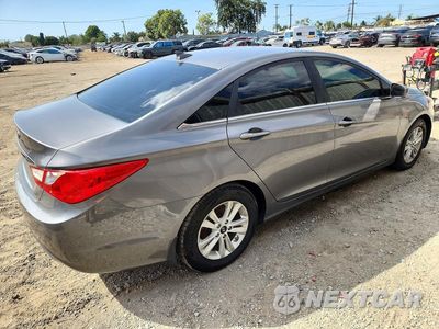 Trzecie zdjęcie samochodu z tyłu: 2012 HYUNDAI SONATA GLS VIN:5NPEB4AC9CH469238 - miniatura