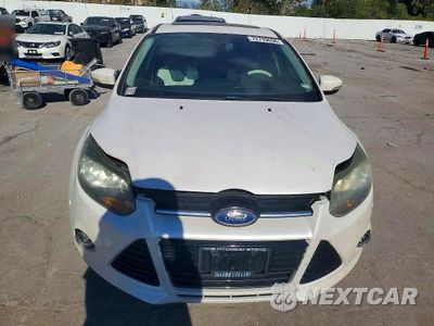 Piąte zdjęcie samochodu w środku: 2012 FORD FOCUS VIN:1FAHP3J27CL173958 - miniatura