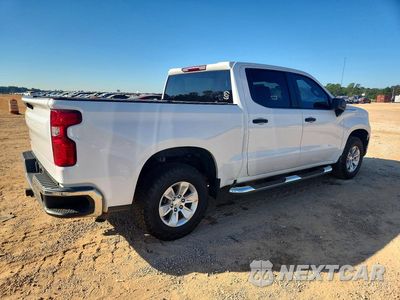 Trzecie zdjęcie samochodu z tyłu: 2022 CHEVROLET SILVERADO C1500 VIN:1GCPAAEK0NZ590375 - miniatura
