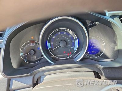 Zdjęcie 9 z 12 samochodu: 2015 HONDA FIT EX VIN:3HGGK5H82FM710217 - miniatura