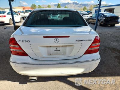 Zdjęcie 6 z 12 samochodu: 2005 MERCEDES-BENZ C 230K SPORT SEDAN VIN:WDBRF40J75F596944 - miniatura