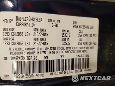Zdjęcie 13 z 13 samochodu: 2006 CHRYSLER TOWN & COUNTRY VIN:1A4GP45RX6B671031 - miniatura