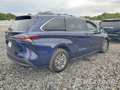 Trzecie zdjęcie samochodu z tyłu: 2026 TOYOTA SIENNA XLE 8-PASSENGER VIN:5TDYRKEC8TS343129 - miniatura