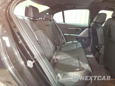 Zdjęcie 10 z 12 samochodu: 2027 BMW 530 I VIN:WBA43FJ08VCY07511 - miniatura