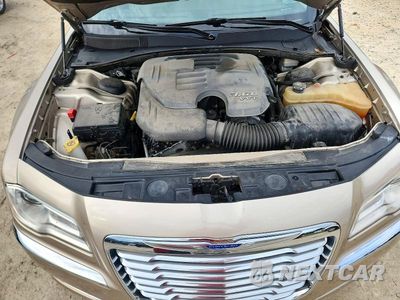 Zdjęcie 11 z 12 samochodu: 2012 CHRYSLER 300 LIMITED VIN:2C3CCAHG6CH261827 - miniatura