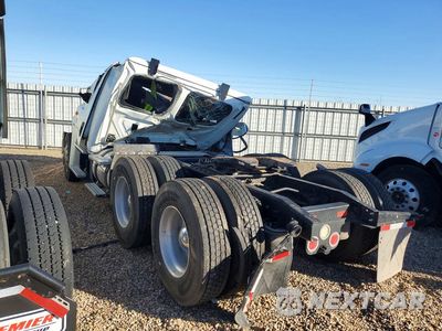 Drugie zdjęcie samochodu z przodu: 2016 FREIGHTLINER CASCADIA 125 SEMI TRUCK VIN:1FUJGEBG2GLHA7060 - miniatura