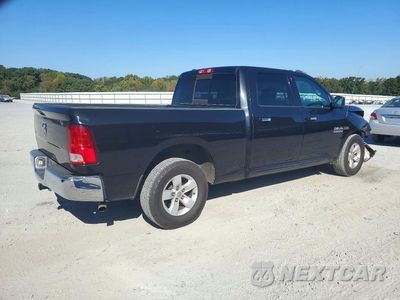 Trzecie zdjęcie samochodu z tyłu: 2018 RAM 1500 SLT VIN:1C6RR6TT1JS160570 - miniatura
