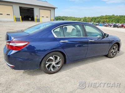 Trzecie zdjęcie samochodu z tyłu: 2017 HONDA ACCORD LX VIN:1HGCR2F35HA178025 - miniatura