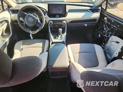 Zdjęcie 8 z 12 samochodu: 2019 TOYOTA RAV4 XLE VIN:JTMP1RFV5KD515848 - miniatura