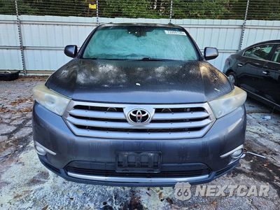 Piąte zdjęcie samochodu w środku: 2012 TOYOTA HIGHLANDER SE VIN:5TDBK3EH8CS167422 - miniatura