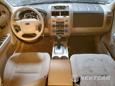 Zdjęcie 8 z 13 samochodu: 2010 FORD ESCAPE XLT VIN:1FMCU9D7XAKC91055 - miniatura