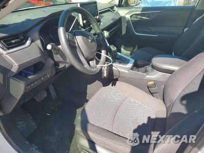 Zdjęcie 7 z 14 samochodu: 2019 TOYOTA RAV4 HYBRID XLE VIN:JTMRWRFV7KD031173 - miniatura