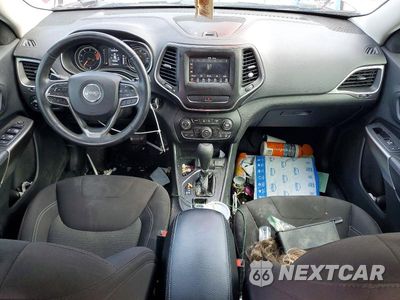 Zdjęcie 8 z 13 samochodu: 2019 JEEP CHEROKEE LATITUDE VIN:1C4PJLCBXKD265191 - miniatura