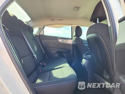 Zdjęcie 10 z 12 samochodu: 2023 KIA FORTE LXS VIN:3KPF24AD2PE638636 - miniatura